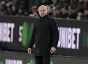 上任三把火！邮报：新帅戴奇禁止诺丁汉森林球员佩戴围脖和帽子